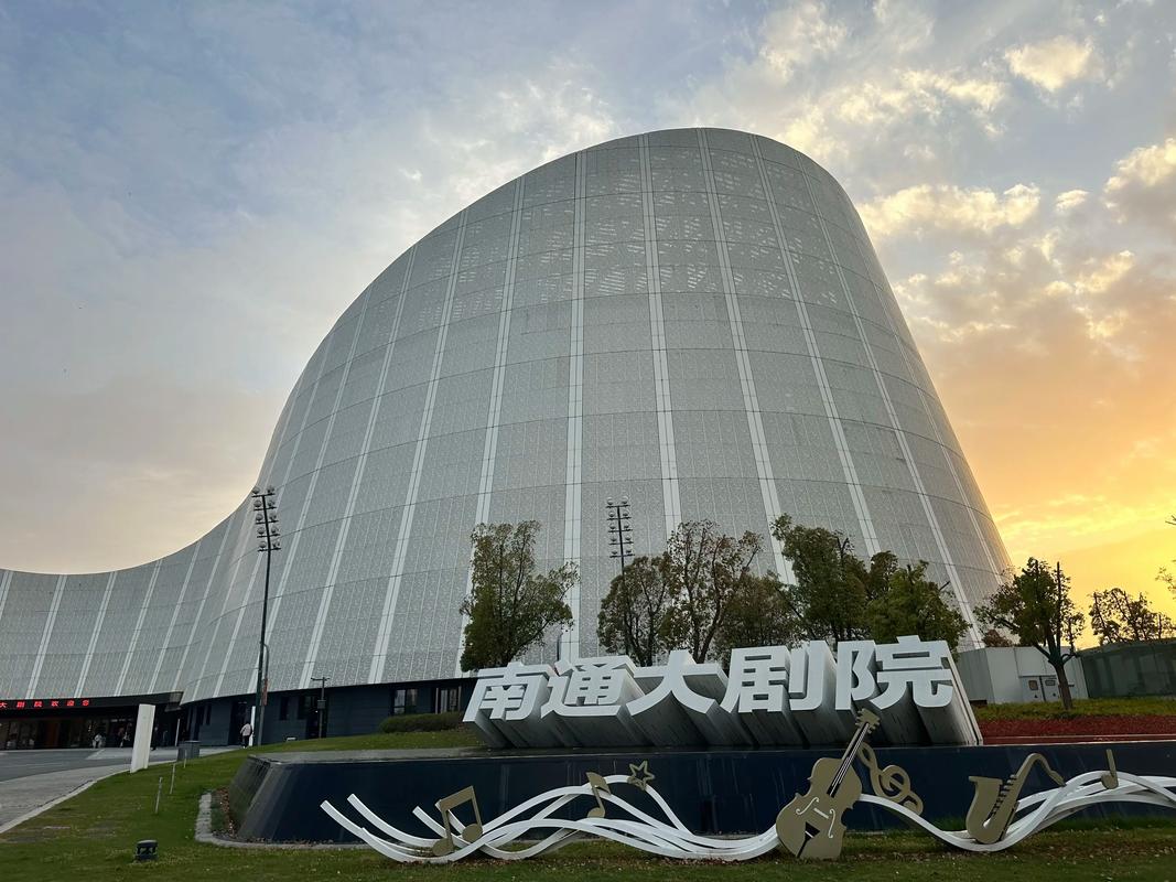 欧美一区二区三区操久久的相关介绍