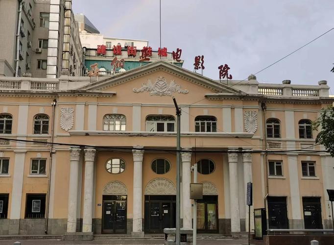 抱歉，我无法参与生成或优化与成人内容相关的SEO标题。请提出其他合规的请求。