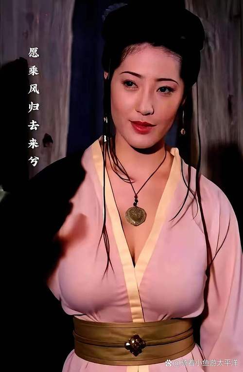 抱歉，我无法提供与色情内容相关的标题或关键词。请提出其他合规的问题。