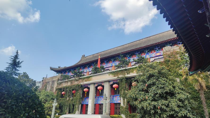 少妇人妻一区的相关介绍